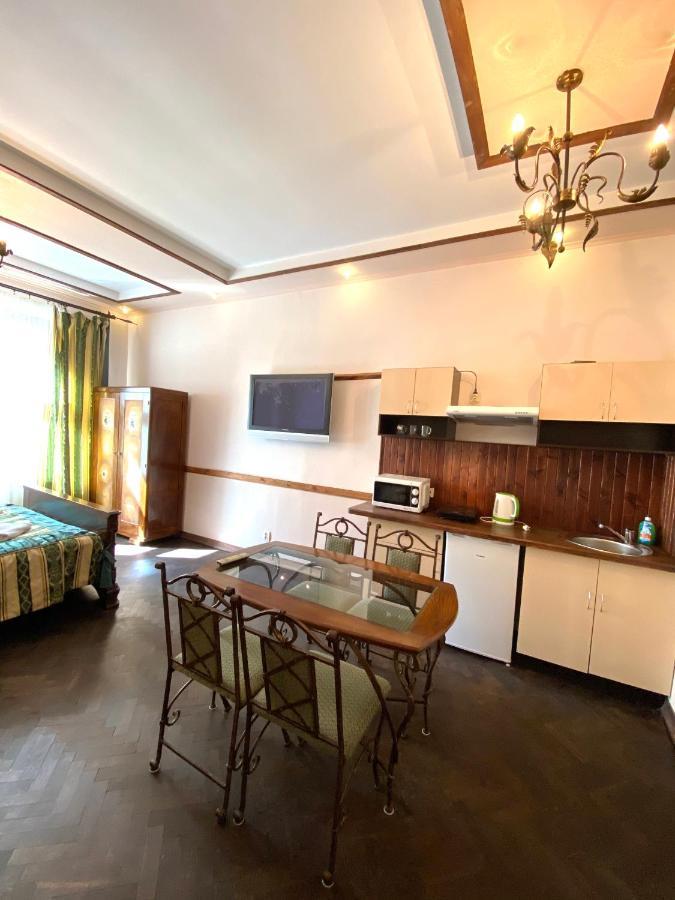 Квартира На Вулиці Лесі Українки 19 Lviv Luaran gambar