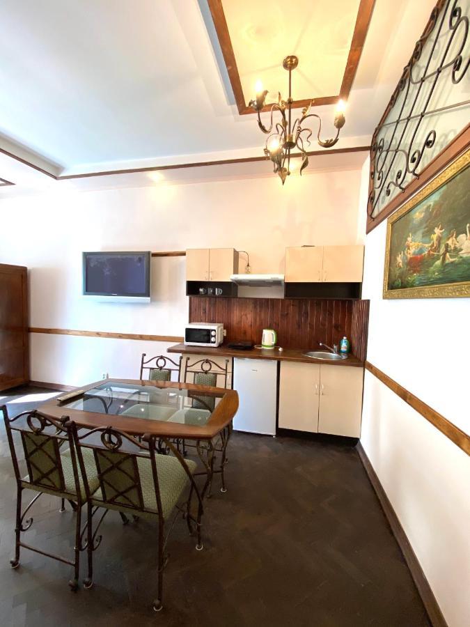 Квартира На Вулиці Лесі Українки 19 Lviv Luaran gambar